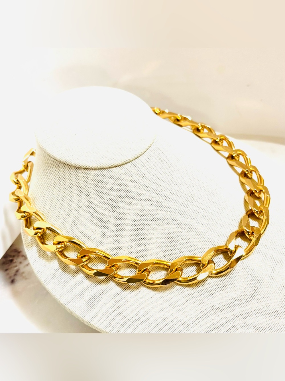 Vintage Dior Gold Chunky Curb Link Necklace 1980s - Picture 6 of 10